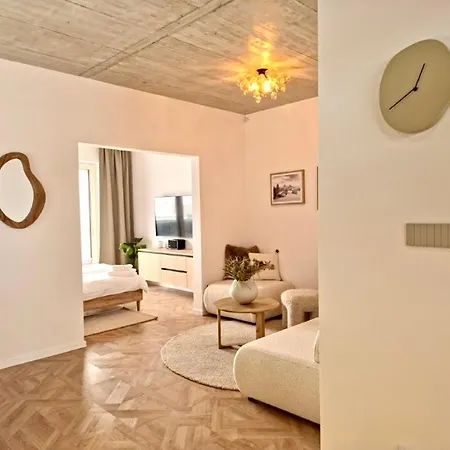 Luxusne Golf View S Nabijanim Ev Апартаменты *