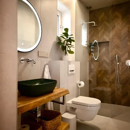 Luxusne Golf View S Nabijanim Ev Апартаменты
