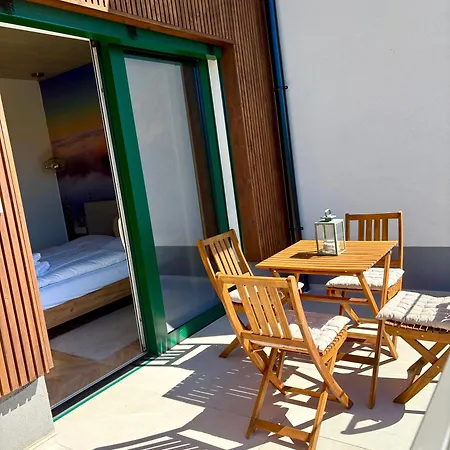 Luxusne Golf View S Nabijanim Ev Διαμέρισμα Velka Lomnica